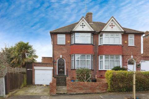 Property for auction in Essex