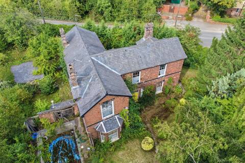 Property for auction in Derbyshire