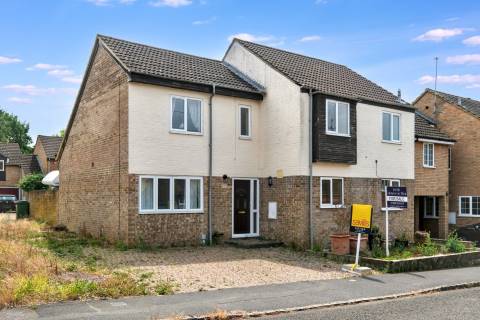 Property for auction in Buckinghamshire