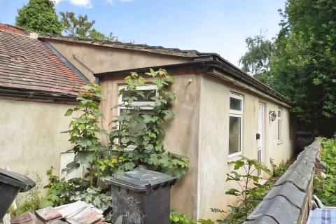 Property for auction in Warwickshire