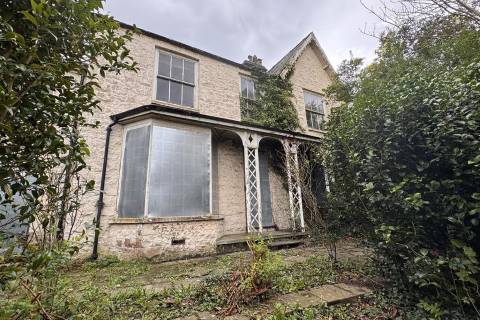 Property for auction in Gwynedd