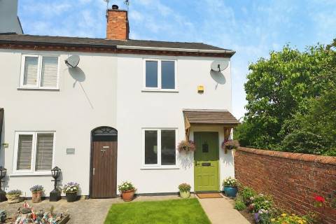 Property for auction in Derbyshire