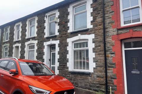 Property for auction in Mid Glamorgan