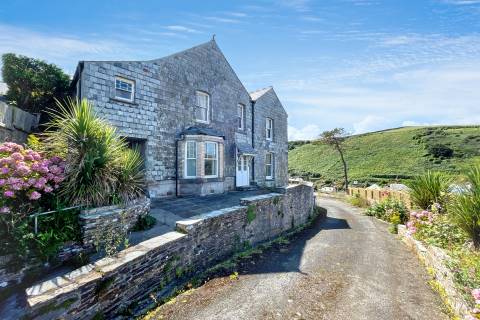 Property for auction in Cornwall