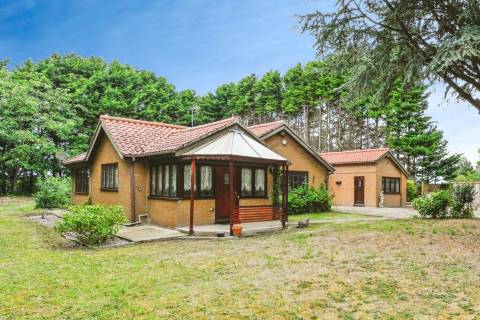 Property for auction in Cambridgeshire