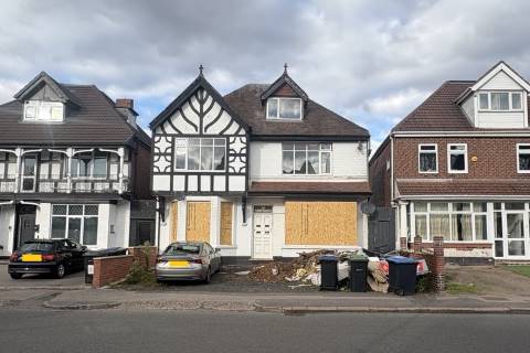 Property for auction in West Midlands