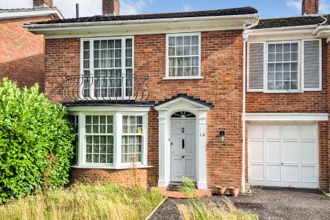 Property for auction in Kent