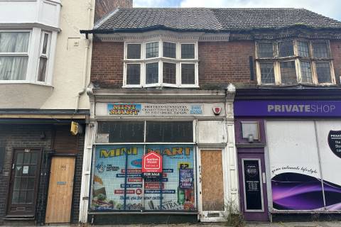 Property for auction in Norfolk