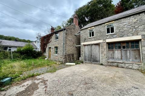 Property for auction in Clwyd