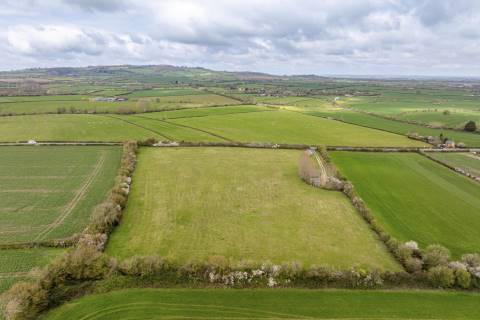 Property for auction in Warwickshire