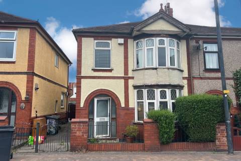 Property for auction in Warwickshire