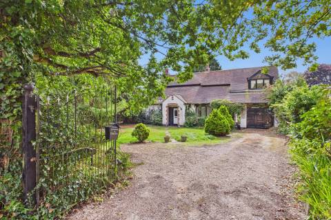 Property for auction in Derbyshire