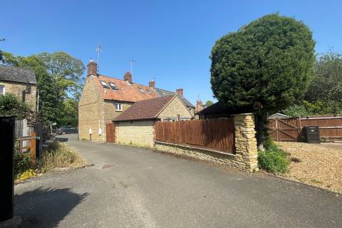Property for auction in Buckinghamshire