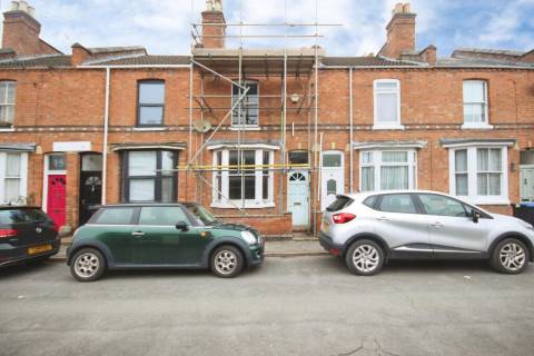 Property for auction in Warwickshire