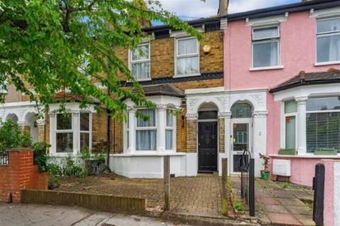 Property for auction in London