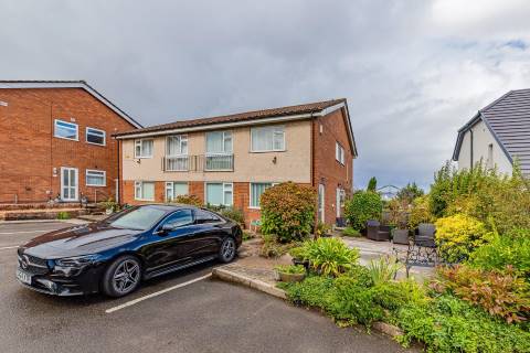 Property for auction in South Glamorgan