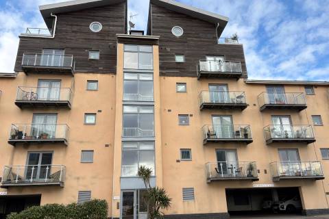 Property for auction in South Glamorgan