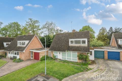 Property for auction in Buckinghamshire