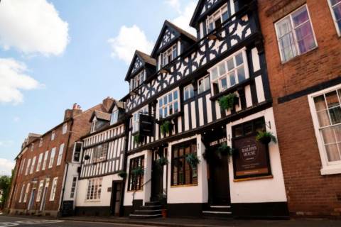 Property for auction in Worcestershire