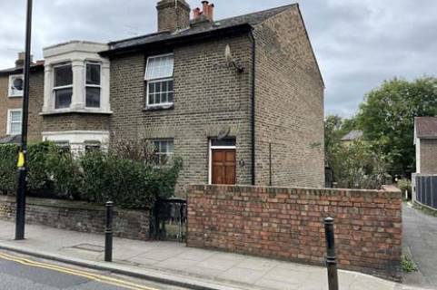 Property for auction in London