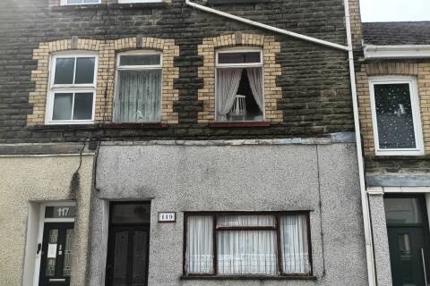 Property for auction in West Glamorgan