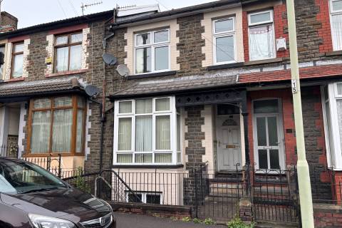 Property for auction in Mid Glamorgan