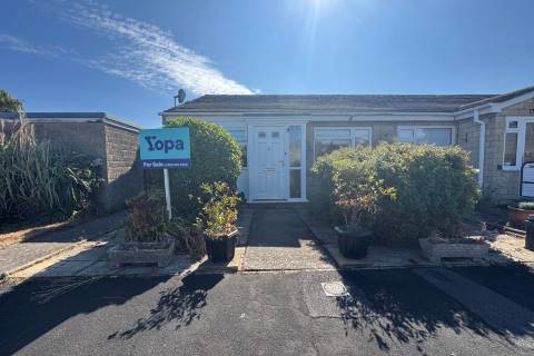 Property for auction in Avon