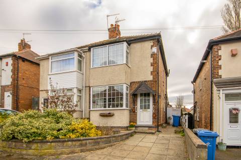 Property for auction in Derbyshire