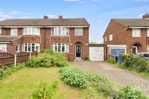 Property for auction in Derbyshire