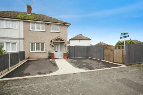 Property for auction in Warwickshire