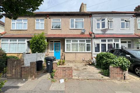 Property for auction in Essex