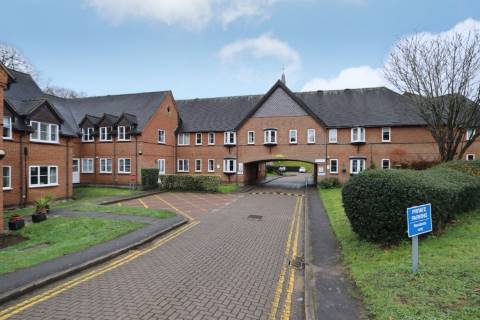 Property for auction in Buckinghamshire