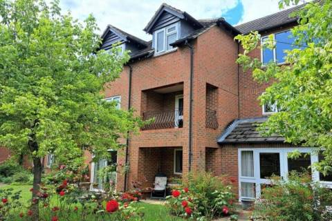 Property for auction in Buckinghamshire