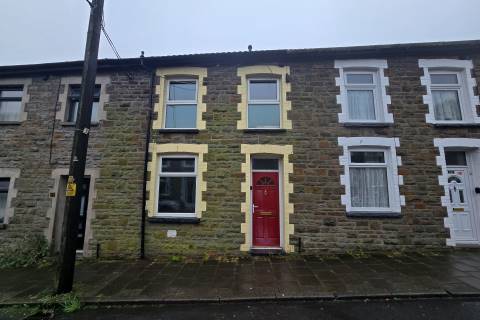 Property for auction in Mid Glamorgan