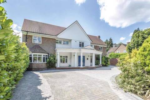 Property for auction in Buckinghamshire