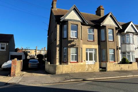 Property for auction in Essex