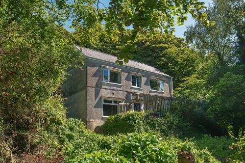 Property for auction in West Glamorgan