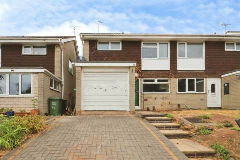 Property for auction in Worcestershire