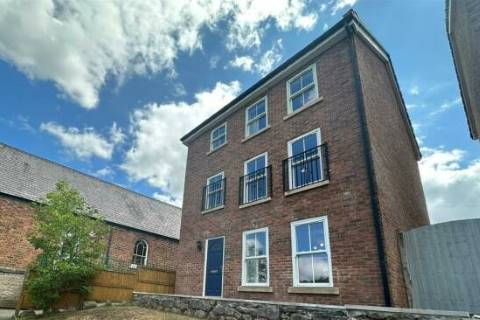 Property for auction in Clwyd