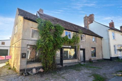 Property for auction in Somerset