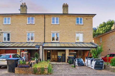 Property for auction in Oxfordshire