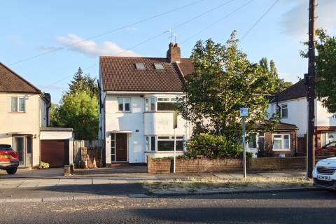 Property for auction in London