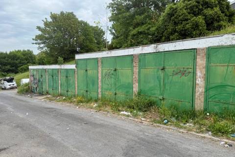 Property for auction in Kent