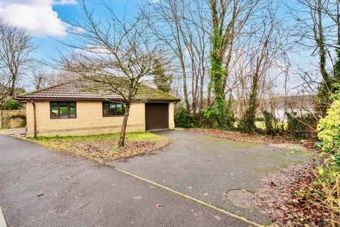 Property for auction in Avon