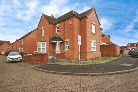 Property for auction in Warwickshire