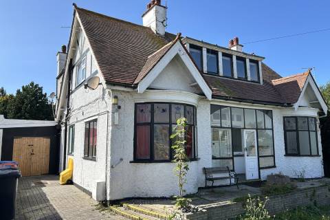Property for auction in Kent