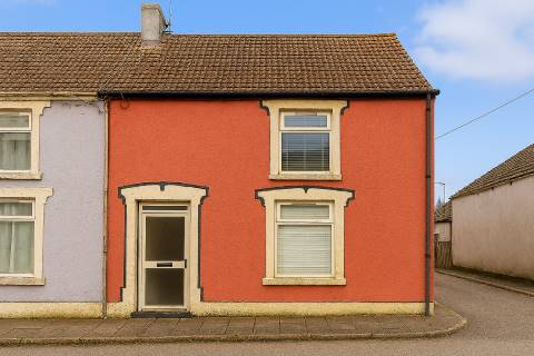 Property for auction in Mid Glamorgan
