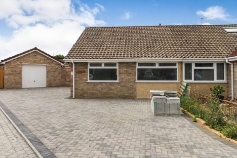 Property for auction in Avon