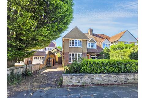 Property for auction in London