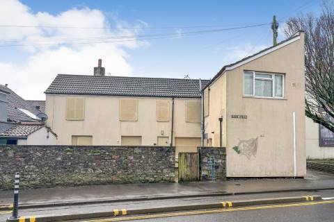 Property for auction in Avon